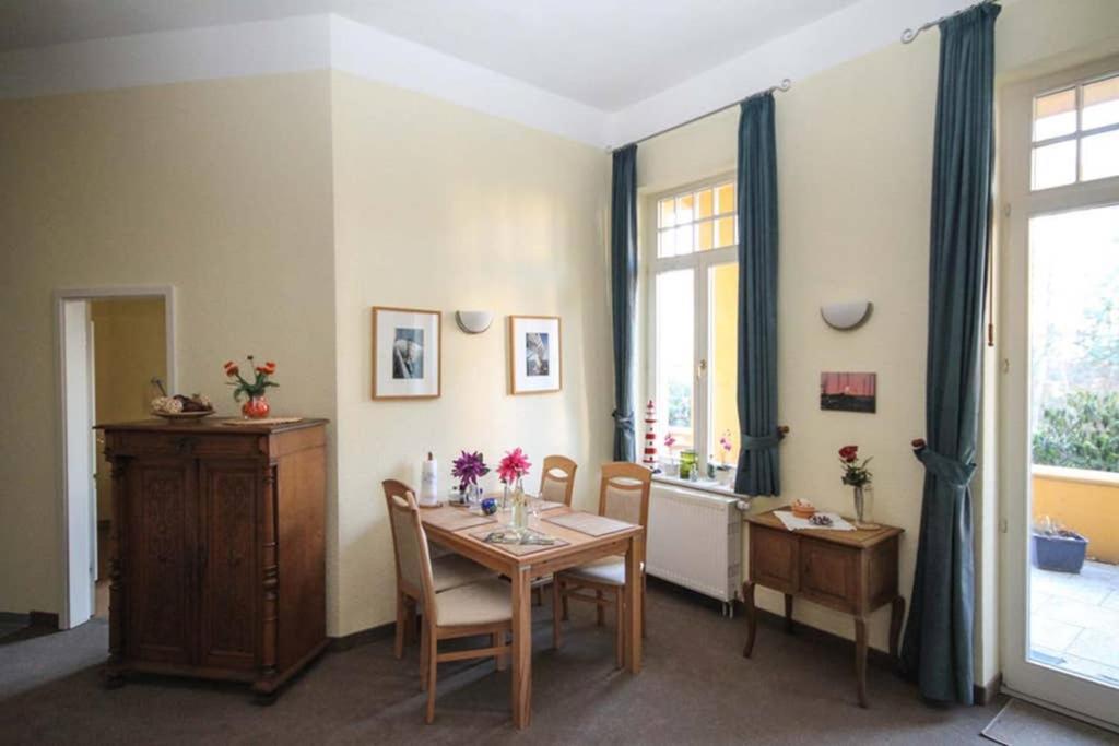 Sonnenresidenz Kuehlungsborn Apartment Bagian luar foto